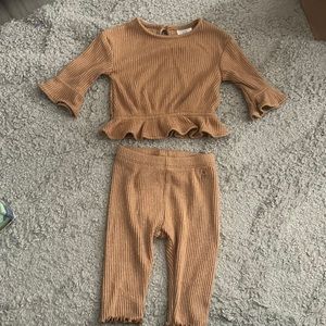 Baby Gap set
